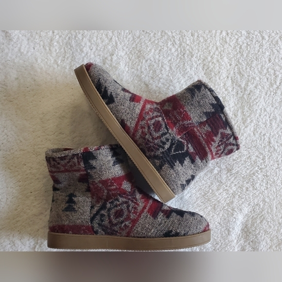 Indigo Rd Irashley 90s Boho‎ Mid calf faux fur lining boots women’s size 7.5 M - Picture 2 of 12